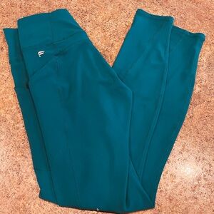 Fabletic’s Teal Athletic Leggings
